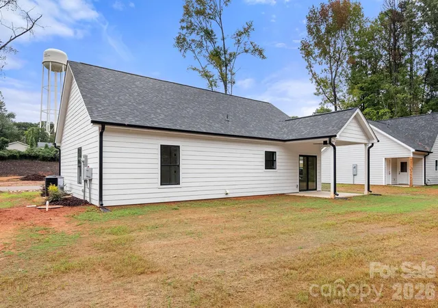 Photo 30 of Single family home for sale at 131 Mccorkle St, York, SC 29745 | MLS# 4417655 | Listing updated on 2026-10-09
