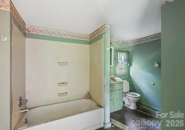 Photo 5 of Single family home for sale at 225 Hackett St, Salisbury, NC 28144 | MLS# 4417657 | Listing updated on 2026-09-03