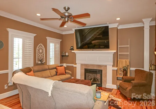 Photo 3 of Single family home for sale at 208 Triplett St, Jonesville, NC 28642 | MLS# 4417660 | Listing updated on 2026-08-27