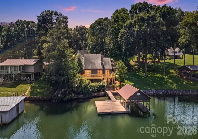 Photo 2 of Single family home for sale at 6580 Central Dr, Conover, NC 28613 | MLS# 4417674 | Listing updated on 2026-08-31