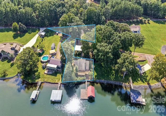 Photo 3 of Single family home for sale at 6580 Central Dr, Conover, NC 28613 | MLS# 4417674 | Listing updated on 2026-08-31