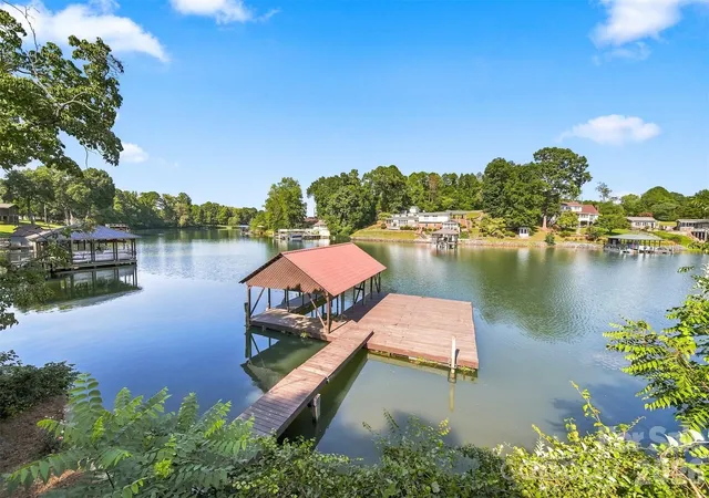 Photo 3 of Single family home for sale at 6580 Central Dr, Conover, NC 28613 | MLS# 4417674 | Listing updated on 2026-10-06