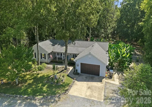 Single family home for sale at 205 Dornoch Dr, Matthews, NC 28104 | MLS# 4417677