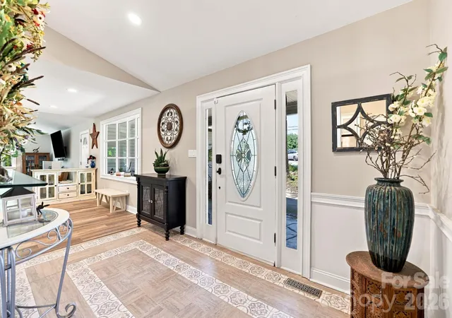 Photo 3 of Single family home for sale at 205 Dornoch Dr, Matthews, NC 28104 | MLS# 4417677 | Listing updated on 2026-09-23
