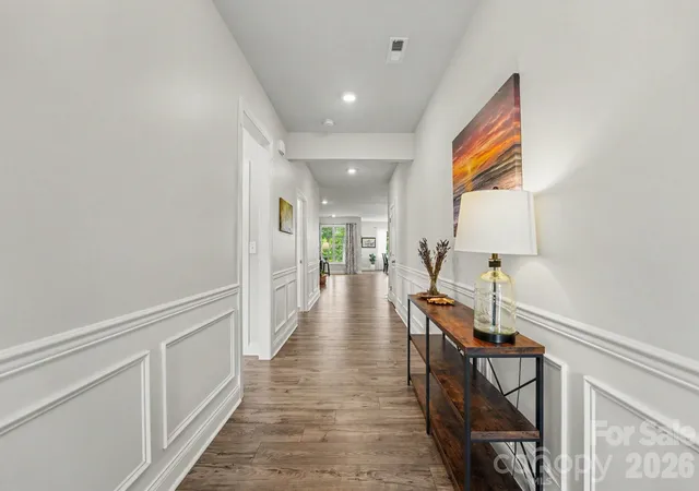 Photo 5 of Single family home for sale at 6858 Hunts Mesa Dr, Fort Mill, SC 29707 | MLS# 4417720 | Listing updated on 2026-08-31