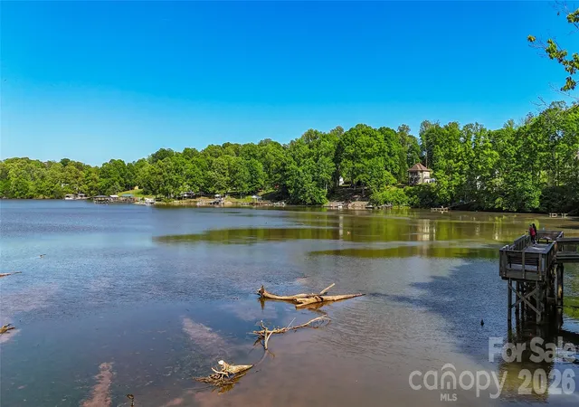 Photo 4 of Single family home for sale at 9069 Grennan Rd, Sherrills Ford, NC 28673 | MLS# 4417738 | Listing updated on 2026-10-22