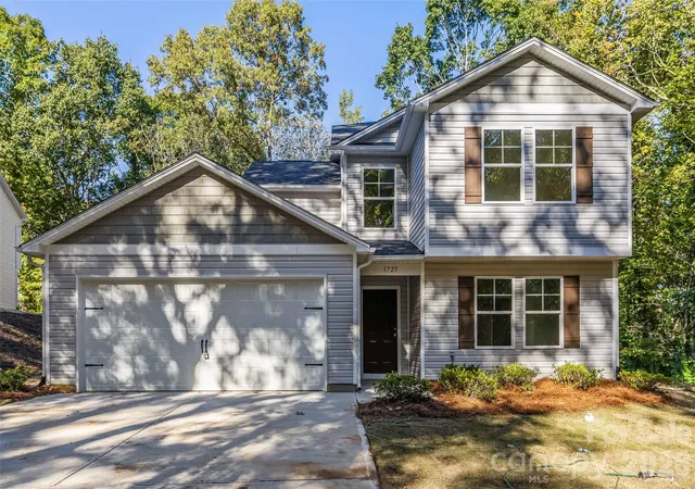 Photo 1 of Single family home for sale at 1725 Evans Dr, Lancaster, SC 29720 | MLS# 4417770 | Listing updated on 2026-10-28