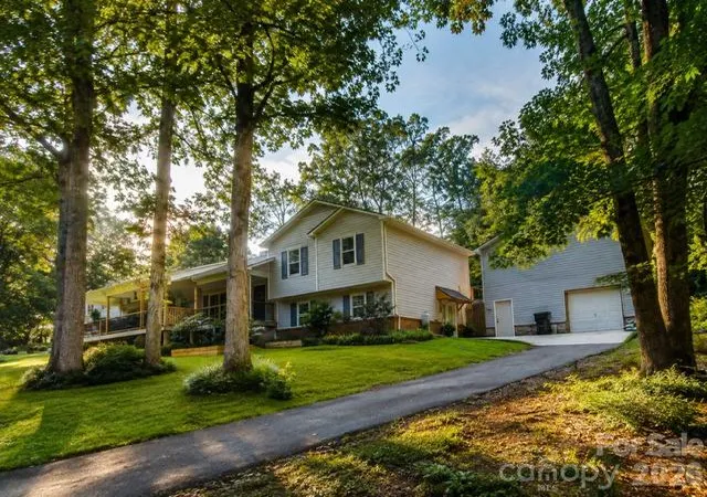 2nd image of 100 Woodlea Dr, Morganton, NC 28655 | MLS# 4417775