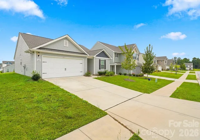 2nd image of 3325 Brighton Dr, Gastonia, NC 28052 | MLS# 4417796