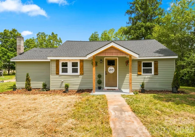 1st image of 1325 King Rd, Salisbury, NC 28146 | MLS# 4417819