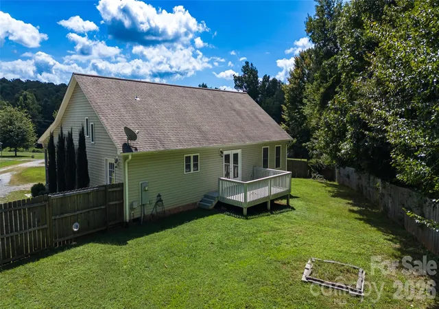Photo 3 of Single family home for sale at 1878 W US 70 Hwy, Morganton, NC 28655 | MLS# 4417830 | Listing updated on 2026-09-15