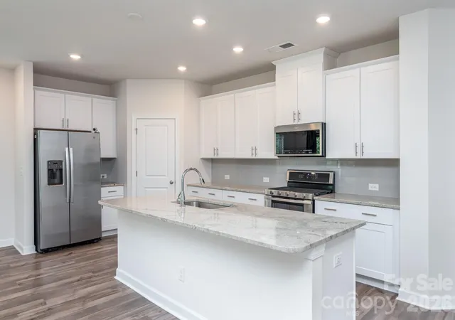 Photo 4 of Single family home for sale at 12441 Stoneybrook Station Pkwy, Huntersville, NC 28078 | MLS# 4417855 | Listing updated on 2026-10-03
