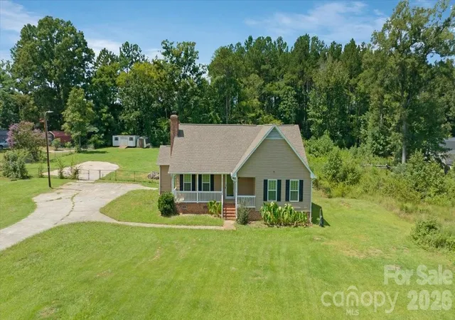1st image of 2827 E Pinewood Rd, Chester, SC 29706 | MLS# 4417860