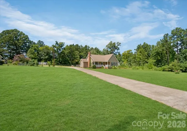 3rd image of 2827 E Pinewood Rd, Chester, SC 29706 | MLS# 4417860