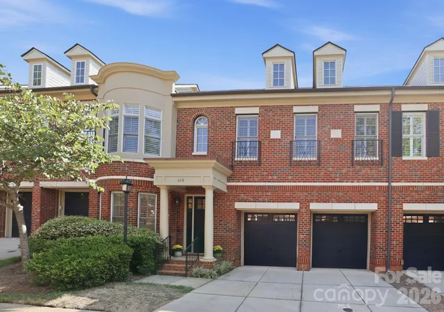 Townhouse for sale at 6831 Louisburg Sq Ln, Charlotte, NC 28210 | MLS# 4417877