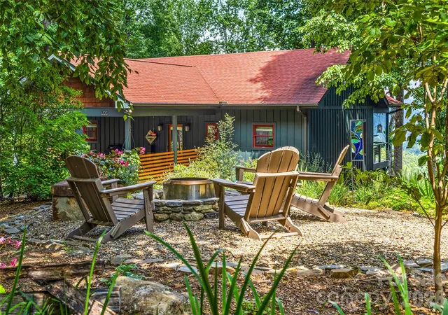 5th image of 600 Tanglewood Ln, Saluda, NC 28773 | MLS# 4417880