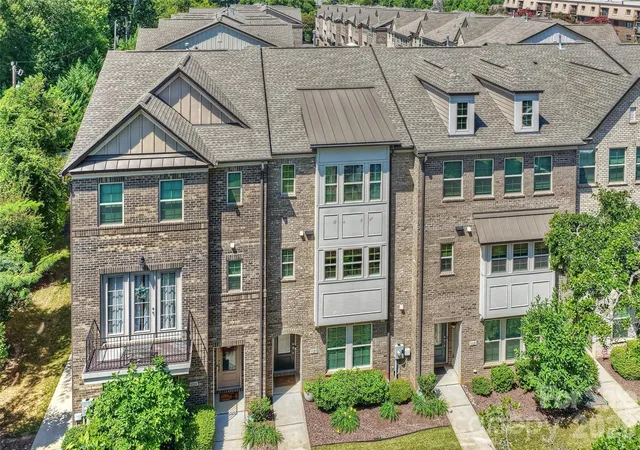Photo 1 of Townhouse for sale at 1125 Towns Hill Wy, Charlotte, NC 28209 | MLS# 4417885 | Listing updated on 2026-09-06