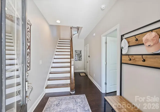 Photo 3 of Townhouse for sale at 1125 Towns Hill Wy, Charlotte, NC 28209 | MLS# 4417885 | Listing updated on 2026-09-06