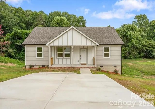 Photo 1 of Single family home for sale at 126 Aspen St, Yadkinville, NC 27055 | MLS# 4417887 | Listing updated on 2026-09-24
