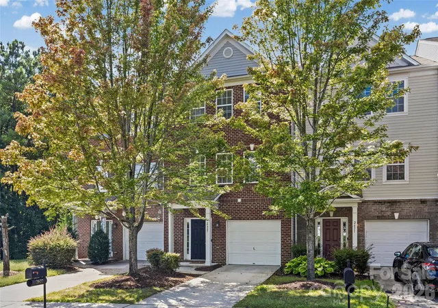 Photo 2 of Townhouse for sale at 2627 Early Flight Dr, Charlotte, NC 28262 | MLS# 4417899 | Listing updated on 2026-09-22