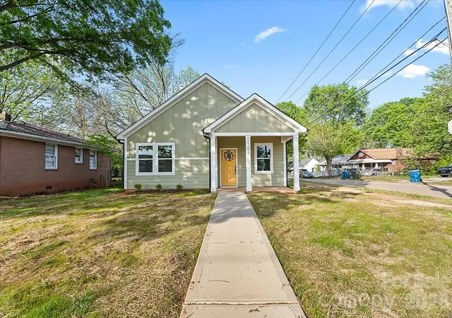 3rd image of 1102 W Horah St, Salisbury, NC 28144 | MLS# 4417914
