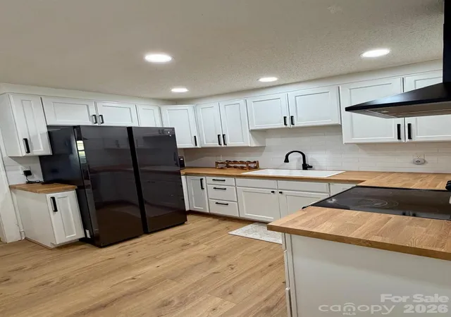 Photo 3 of Single family home for sale at 2180 Lynwood Dr, Lancaster, SC 29720 | MLS# 4417935 | Listing updated on 2026-10-05