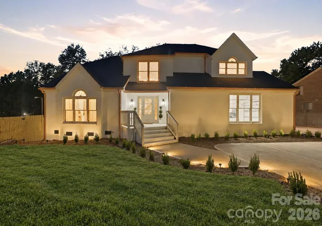 Single family home for sale at 4818 Carmel Rd, Charlotte, NC 28226 | MLS# 4417952