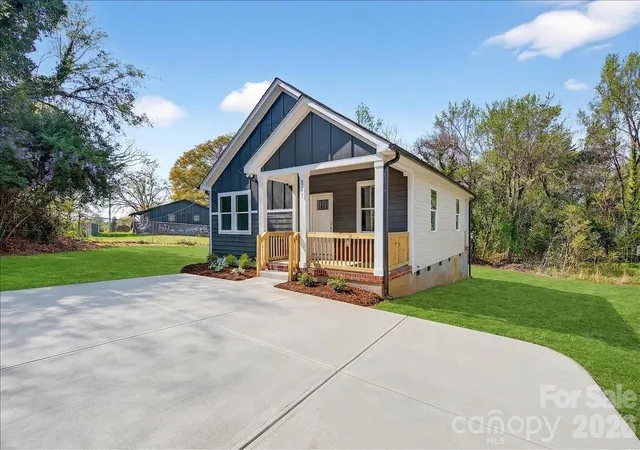 3rd image of 811 Craig Pl, Shelby, NC 28150 | MLS# 4417974