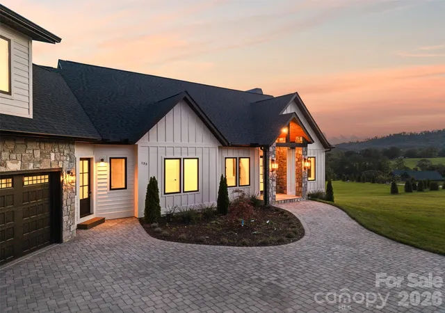 Photo 2 of Single family home for sale at 133 Golden Pasture Dr, Fletcher, NC 28732 | MLS# 4417989 | Listing updated on 2026-10-03