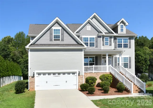 Photo 3 of Single family home for sale at 2179 Spring Wind Rd, Pfafftown, NC 27040 | MLS# 4418005 | Listing updated on 2026-09-06