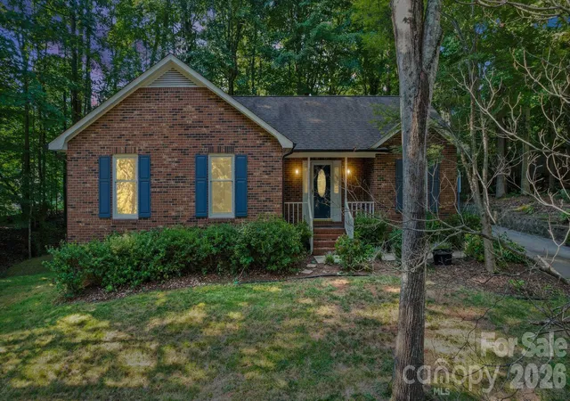 1st image of 821 Deer Path Pl, Mooresville, NC 28115 | MLS# 4418014