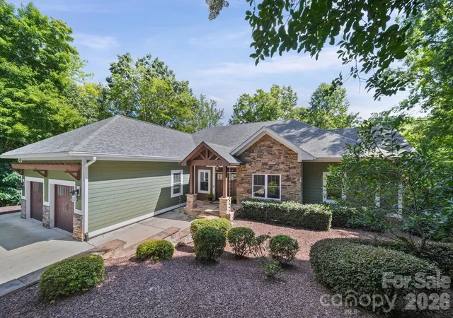 2nd image of 3033 Dodsworth Dr, Cramerton, NC 28032 | MLS# 4418023