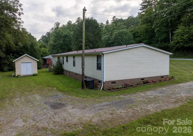 Photo 30 of Single family home for sale at 4904 Hwy 90 Hwy, Collettsville, NC 28611 | MLS# 4418047 | Listing updated on 2026-09-02