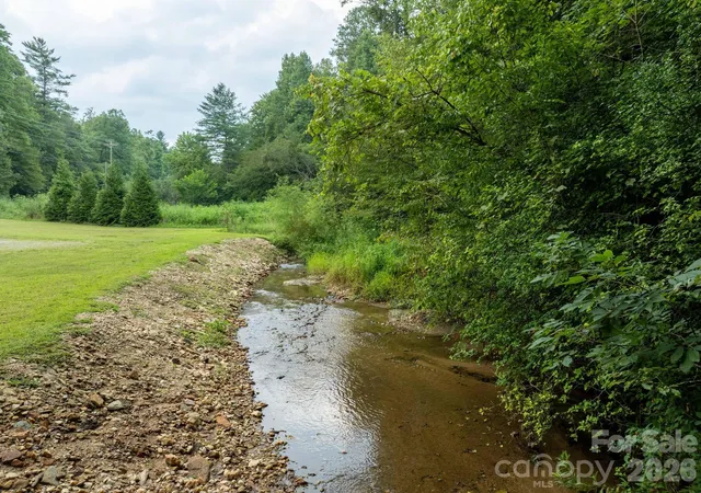 Photo 4 of Single family home for sale at 4904 Hwy 90 Hwy, Collettsville, NC 28611 | MLS# 4418047 | Listing updated on 2026-09-02