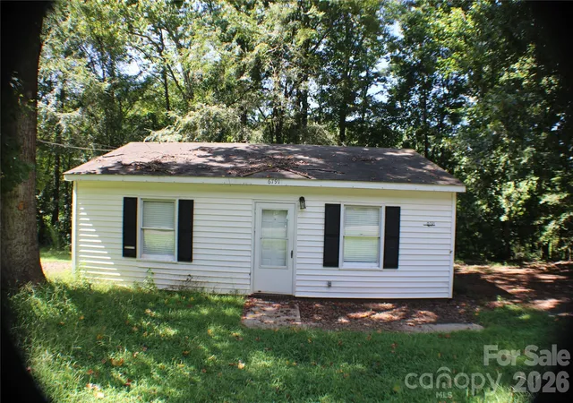 1st image of 6791 Glover Ln, Stanley, NC 28164 | MLS# 4418060