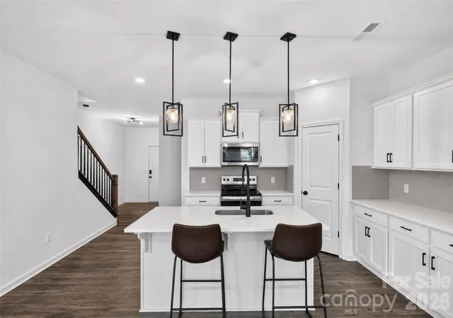 Photo 2 of Townhouse for sale at 4085 Claret Cup Dr, Kannapolis, NC 28083 | MLS# 4418062 | Listing updated on 2026-10-06