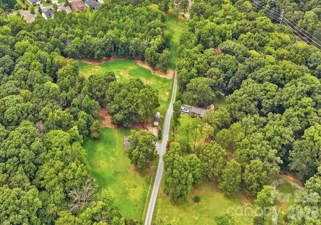 Photo 3 of Single family home for sale at 205 Airport Rd, Monroe, NC 28110 | MLS# 4418065 | Listing updated on 2026-09-03