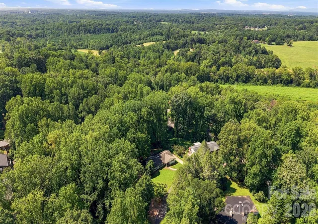 40th image of 215 Pinehurst Ln, Newton, NC 28658 | MLS# 4418066