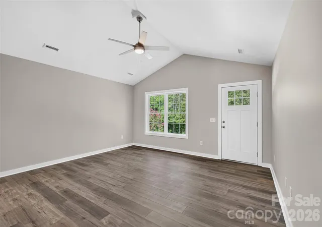 4th image of 405 Falls Ave, Granite Falls, NC 28630 | MLS# 4418073