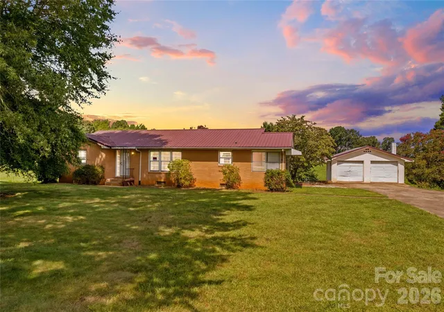 Photo 2 of Single family home for sale at 6714 W Nc 10 Hwy, Vale, NC 28168 | MLS# 4418083 | Listing updated on 2026-09-17