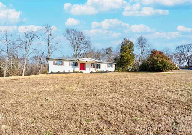 image of 226 Hardin Cir, Grover, NC 28073 | MLS# 4418091