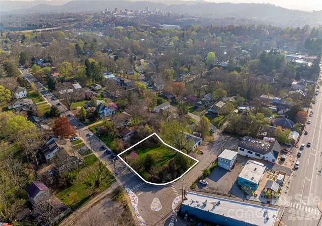 Photo 4 of Land for sale at 11 Westwood Pl, Asheville, NC 28806 | MLS# 4418092 | Listing updated on 2026-08-25