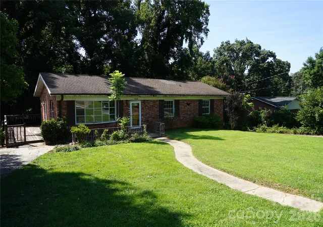1st image of 5214 Northview Dr, Hickory, NC 28601 | MLS# 4418097