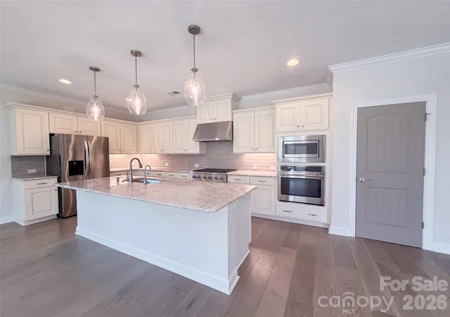 Photo 4 of Single family home for sale at 5989 Pier Dr, Denver, NC 28037 | MLS# 4418104 | Listing updated on 2026-10-08