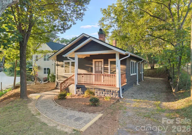 Photo 2 of Single family home for sale at 124 State St, Asheville, NC 28806 | MLS# 4418133 | Listing updated on 2026-10-02