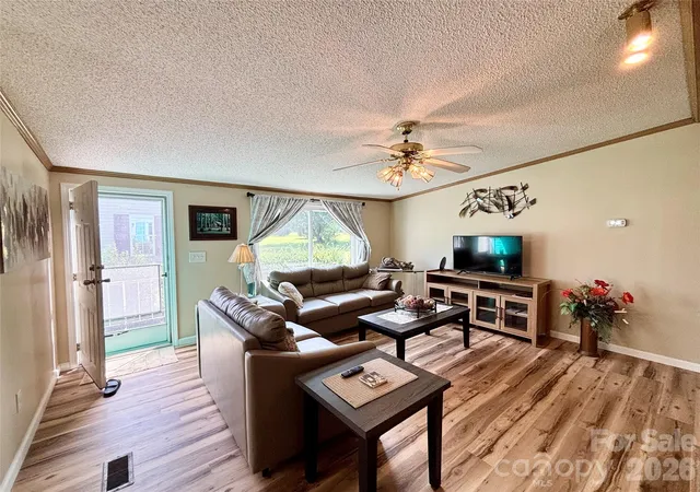 Photo 3 of Single family home for sale at 236 Riverwind Dr, Hendersonville, NC 28739 | MLS# 4418143 | Listing updated on 2026-09-05