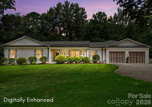 Photo 1 of Single family home for sale at 800 Jefferson Dr, Charlotte, NC 28270 | MLS# 4418154 | Listing updated on 2026-10-04