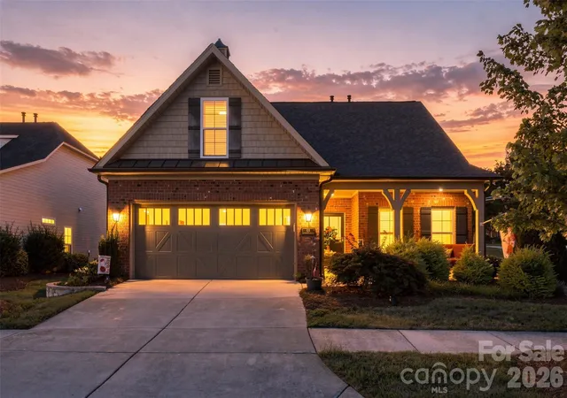 Photo 3 of Sale Pending at 106 Turnberry Ct, Mocksville, NC 27028 | MLS# 4418186 | Listing updated on 2026-09-05