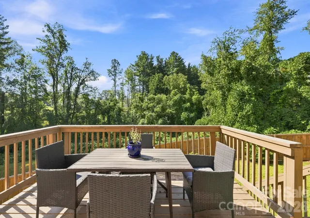 Photo 4 of Single family home for sale at 117 Colt St, Candler, NC 28715 | MLS# 4418190 | Listing updated on 2026-09-24