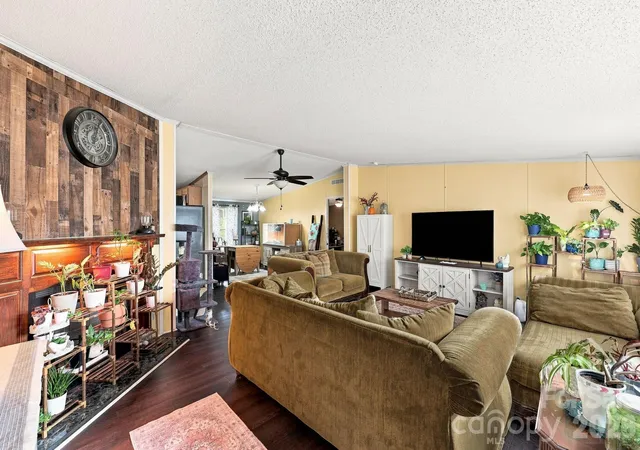 Photo 4 of Single family home for sale at 2607 Forsythe Ln, Concord, NC 28025 | MLS# 4418205 | Listing updated on 2026-09-23